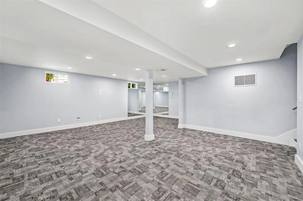 2434 Park Lane Littleton CO 80120