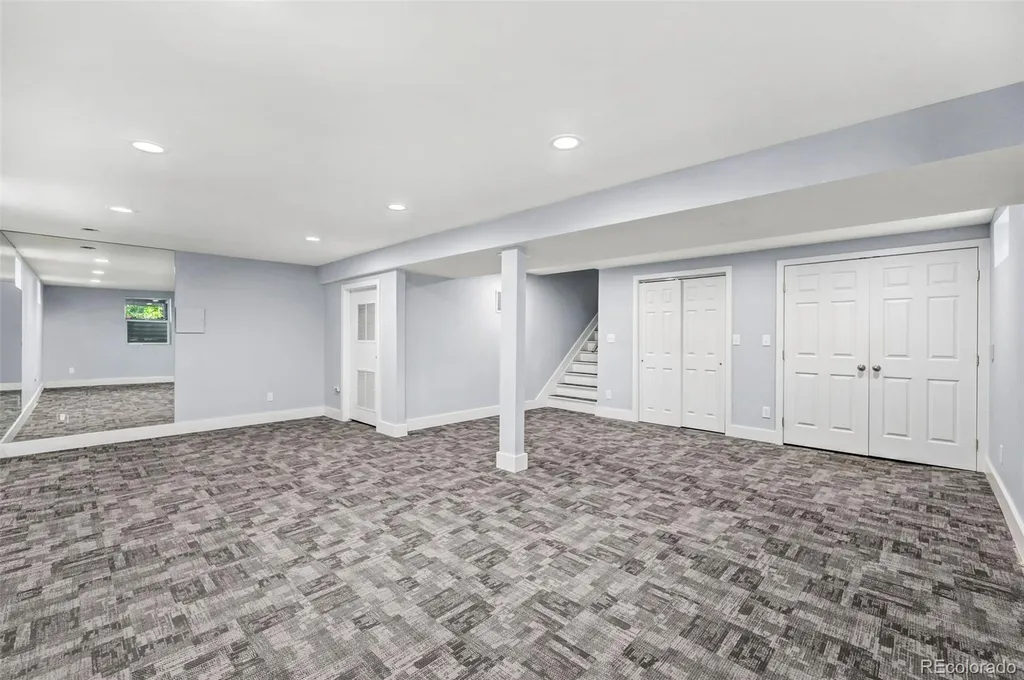 2434 Park Lane Littleton CO 80120