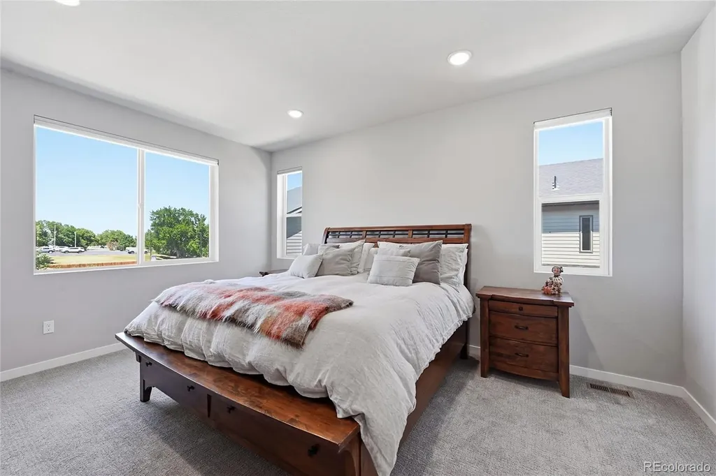 4045 S Teller Street Denver CO 80235