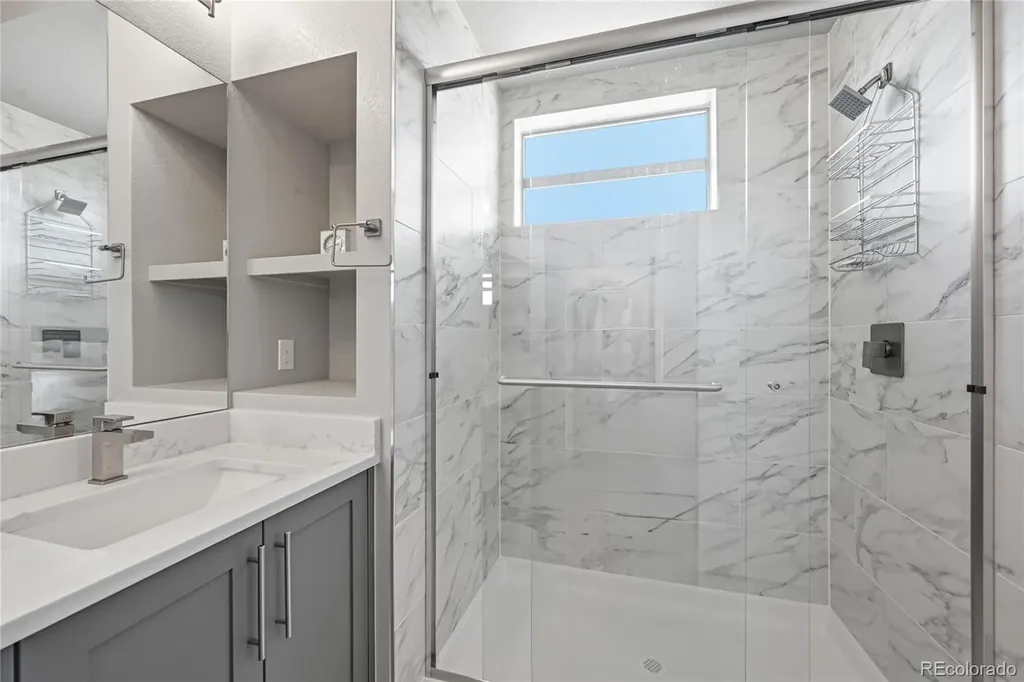 4045 S Teller Street Denver CO 80235
