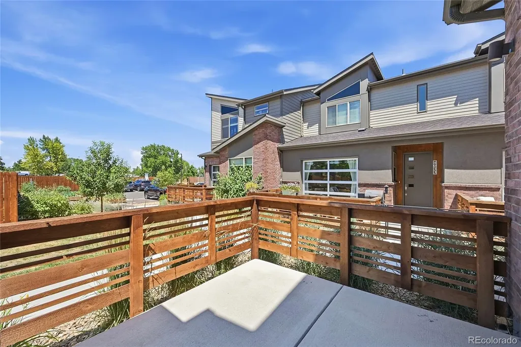 4045 S Teller Street Denver CO 80235