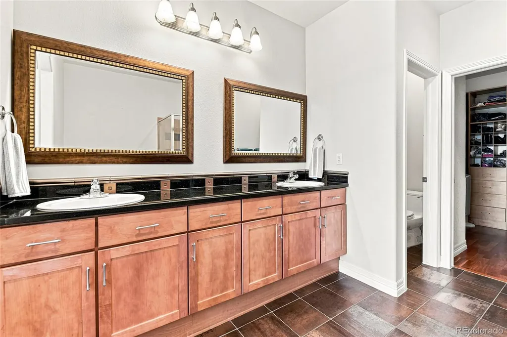 10152 Bluffmont Lane Lone Tree CO 80124