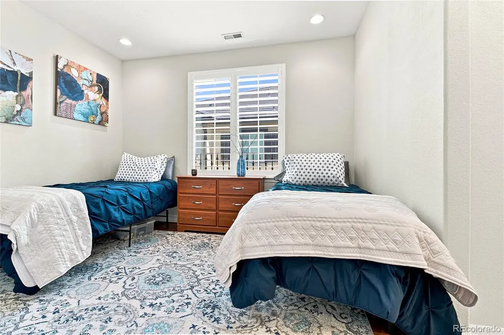 10152 Bluffmont Lane Lone Tree CO 80124