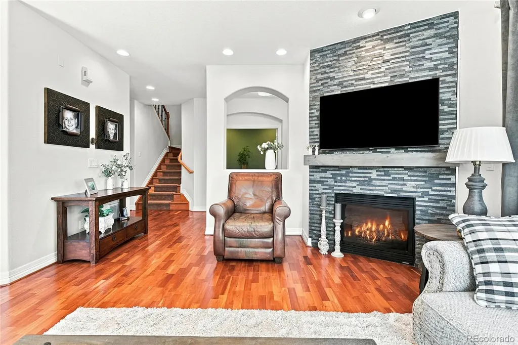 10152 Bluffmont Lane Lone Tree CO 80124