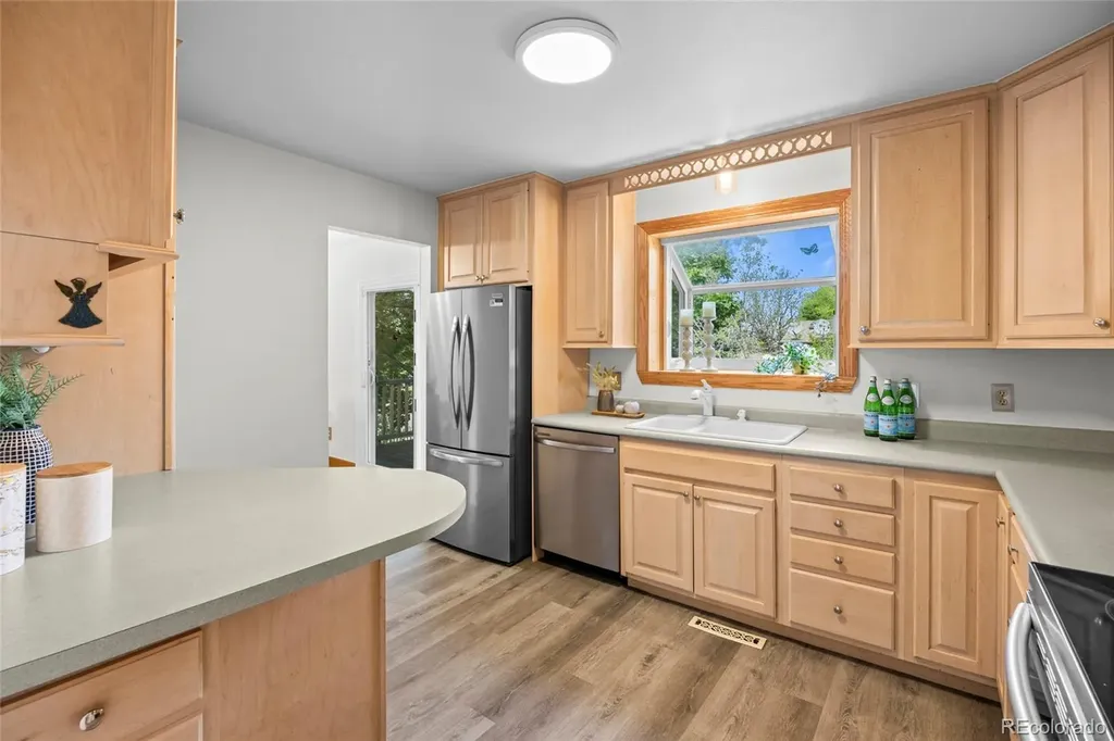 8603 E Dillard Place Denver CO 80231