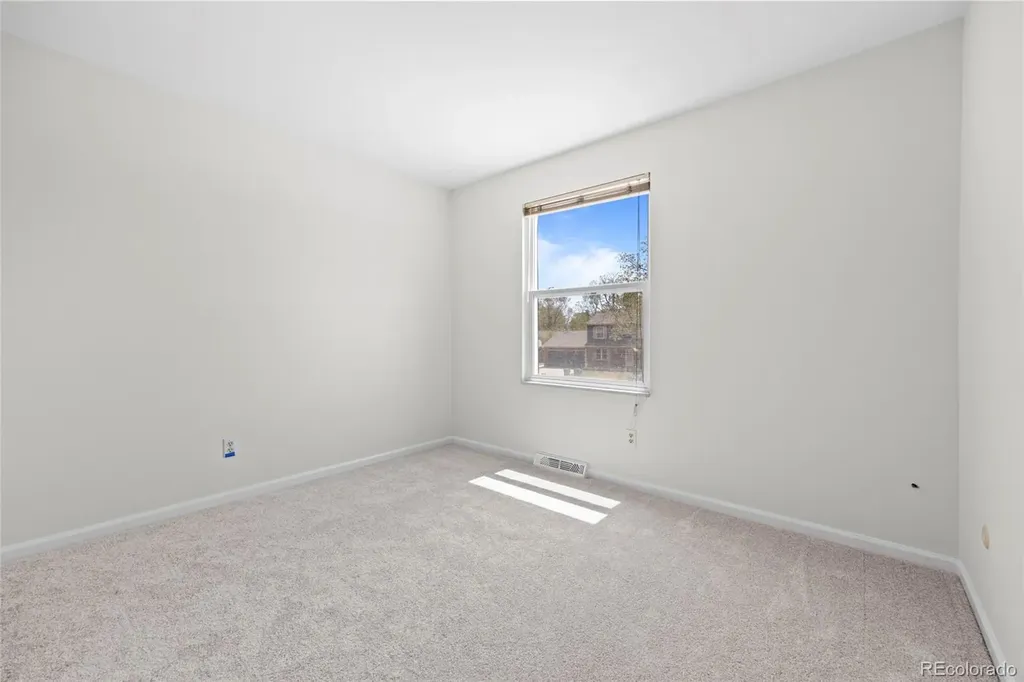 8603 E Dillard Place Denver CO 80231