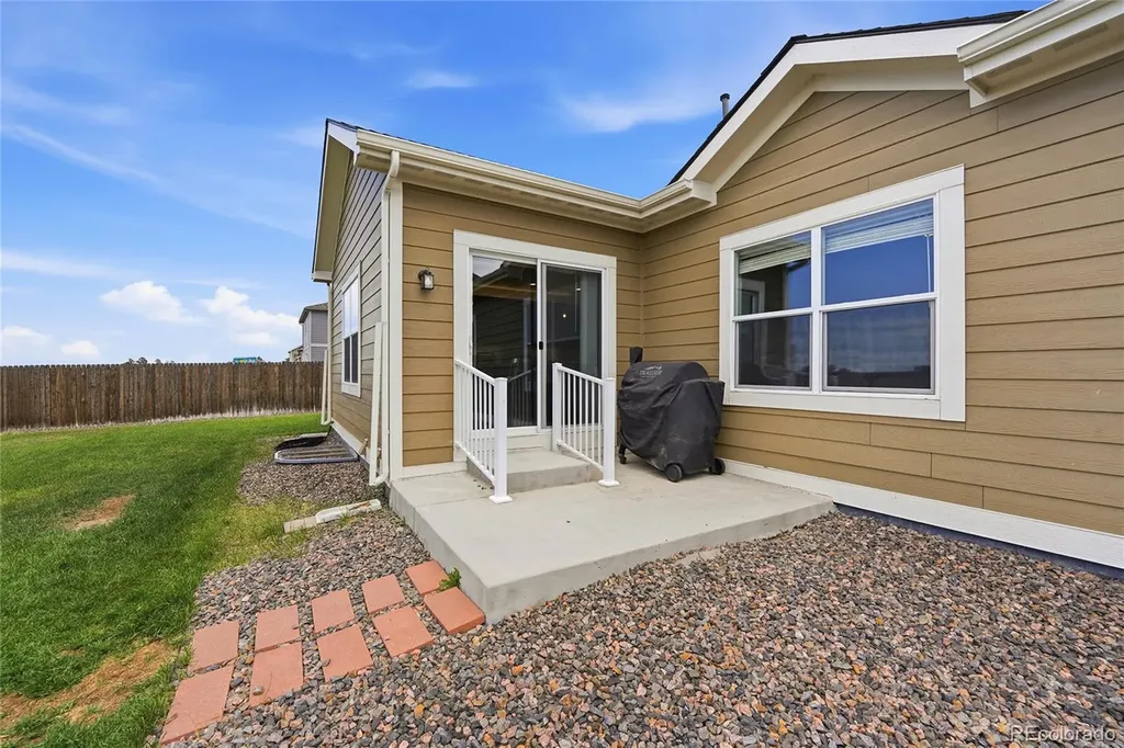56295 E 25th Avenue Strasburg CO 80136