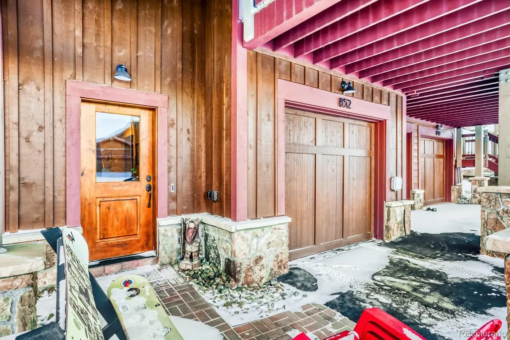 852 Independence Road Dillon CO 80435