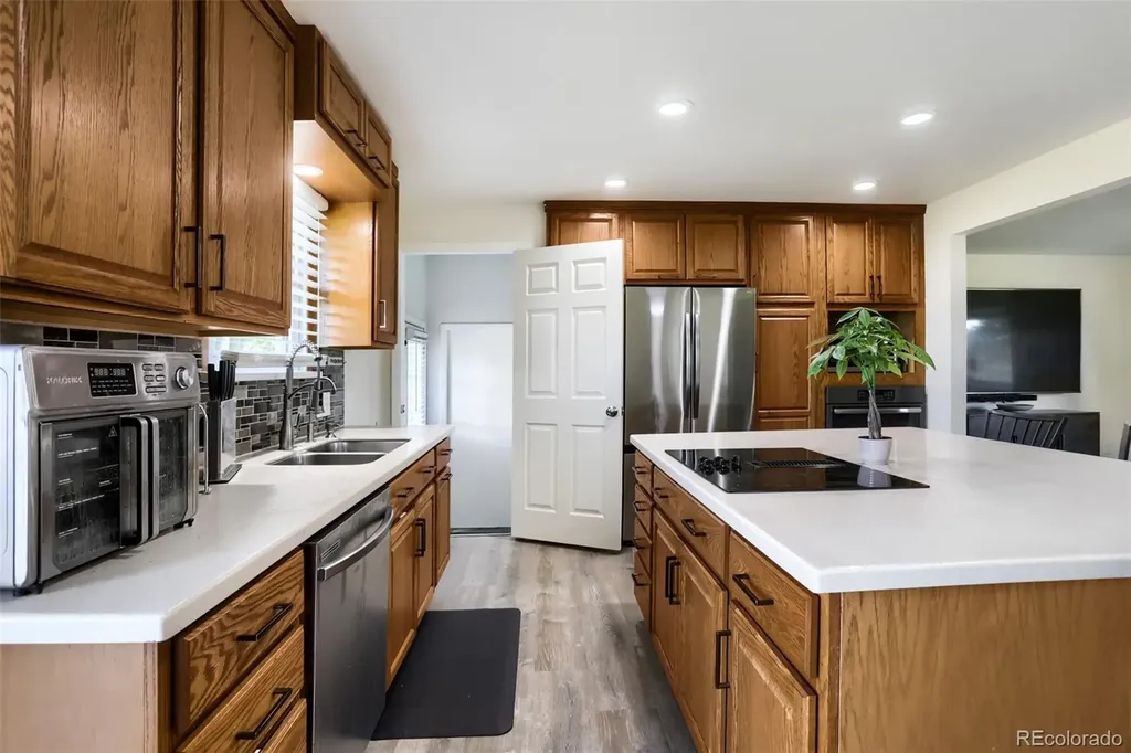 730 S Mckinley Avenue Fort Lupton CO 80621