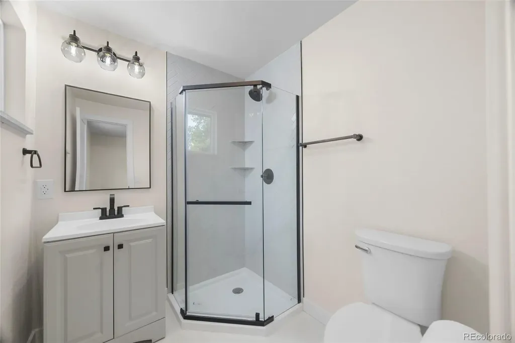 6710 S Clermont Street Littleton CO 80122