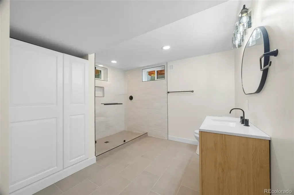 6710 S Clermont Street Littleton CO 80122