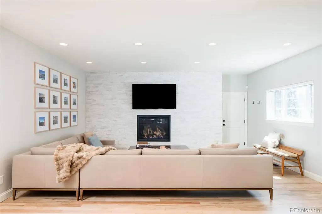 175 S Jasmine Street Denver CO 80224