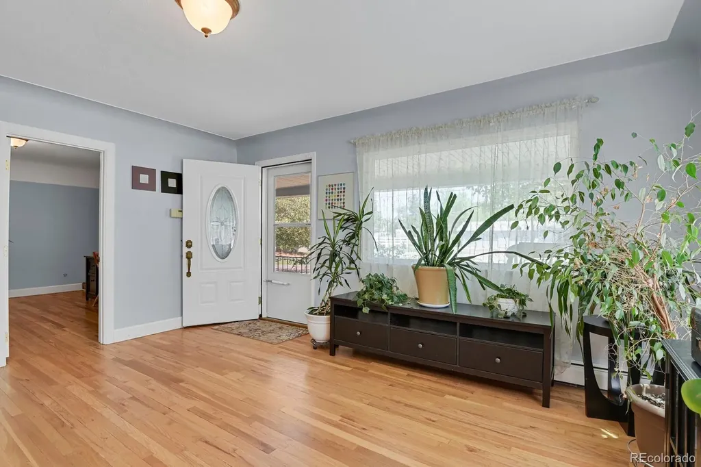 5215 Eldridge Street Arvada CO 80002