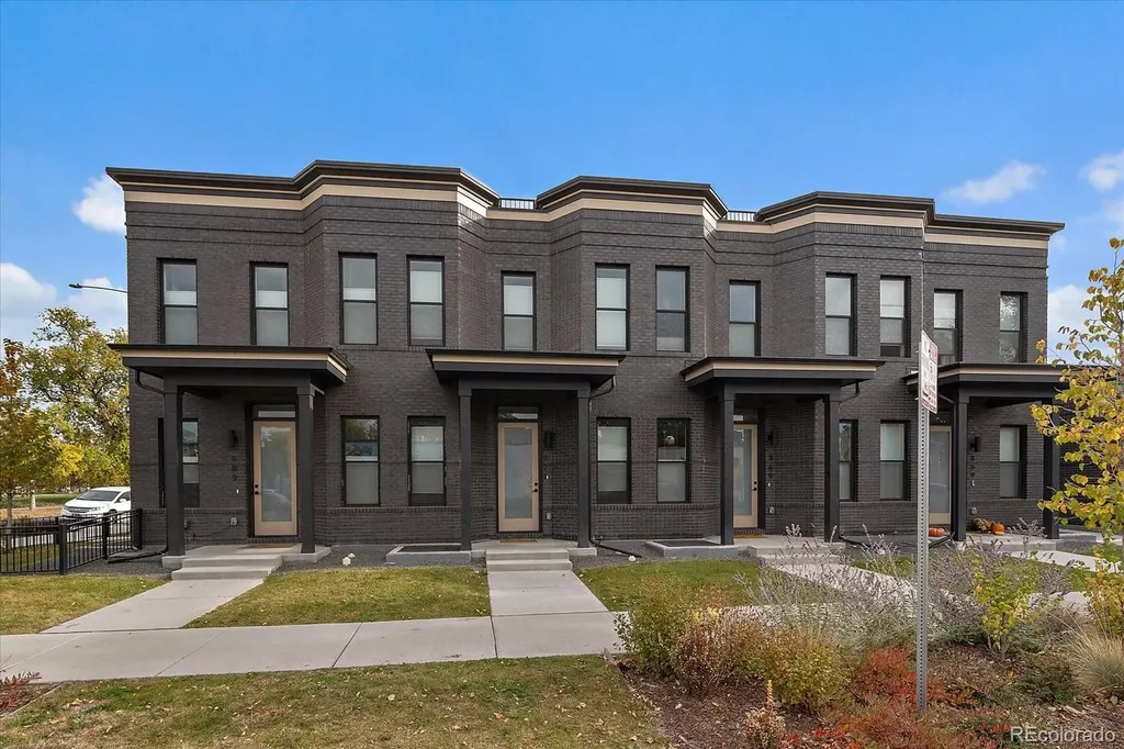 879 30th Street Denver CO 80205