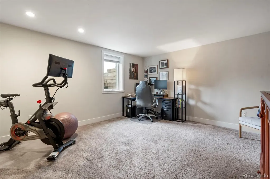 6927 Newcombe Street Arvada CO 80004