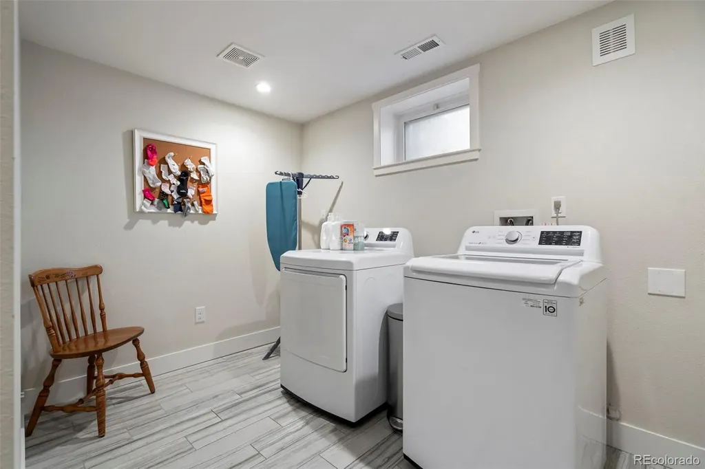 6927 Newcombe Street Arvada CO 80004