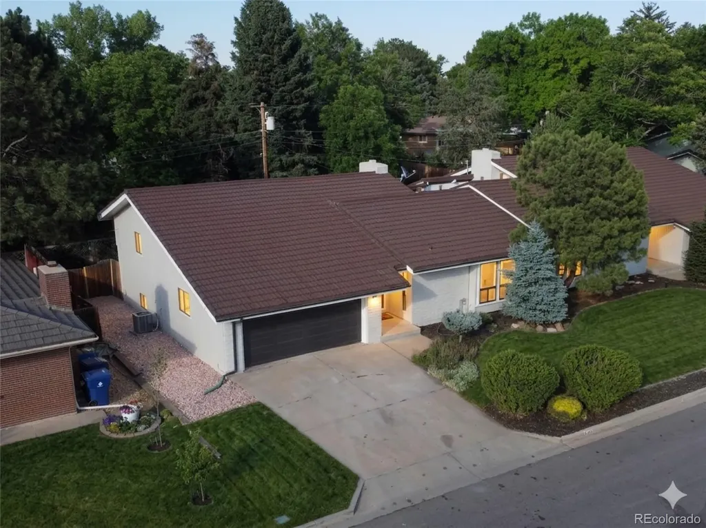 4640 S Akron Street Englewood CO 80111