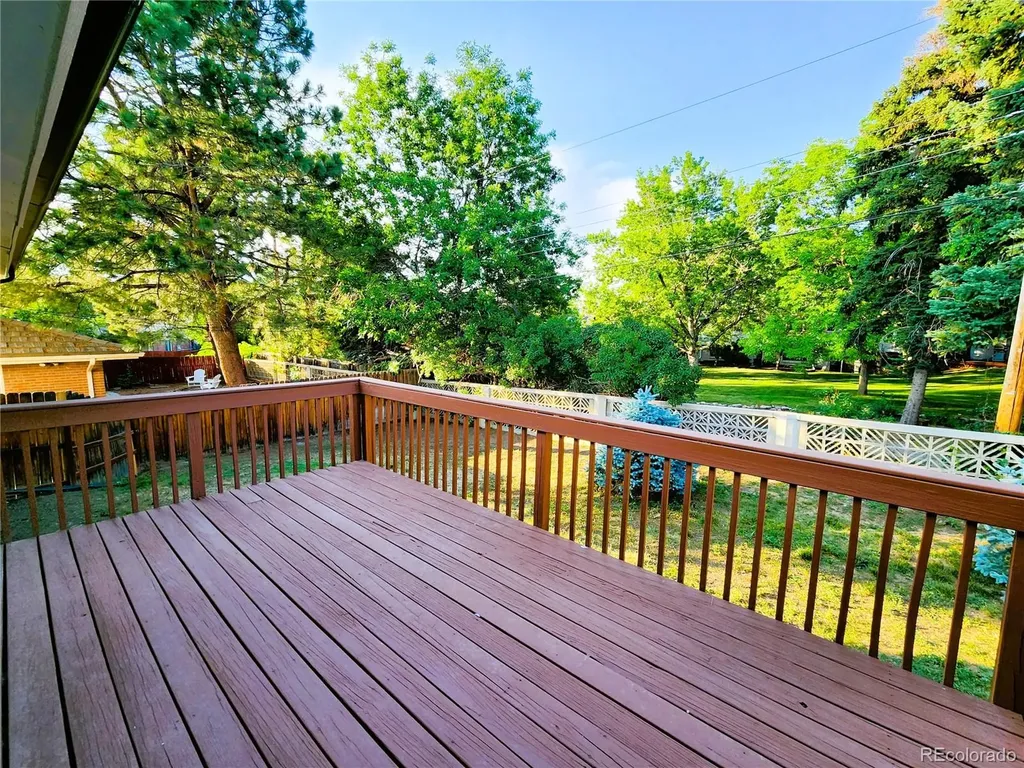 4640 S Akron Street Englewood CO 80111