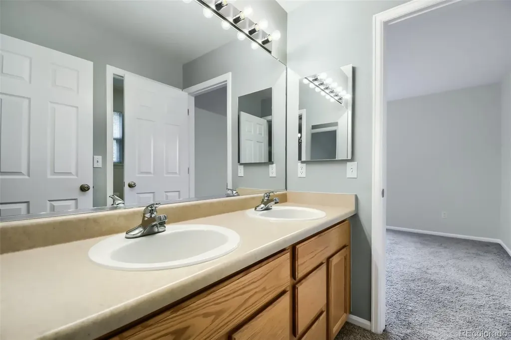 10215 Spotted Owl Avenue Highlands Ranch CO 80129