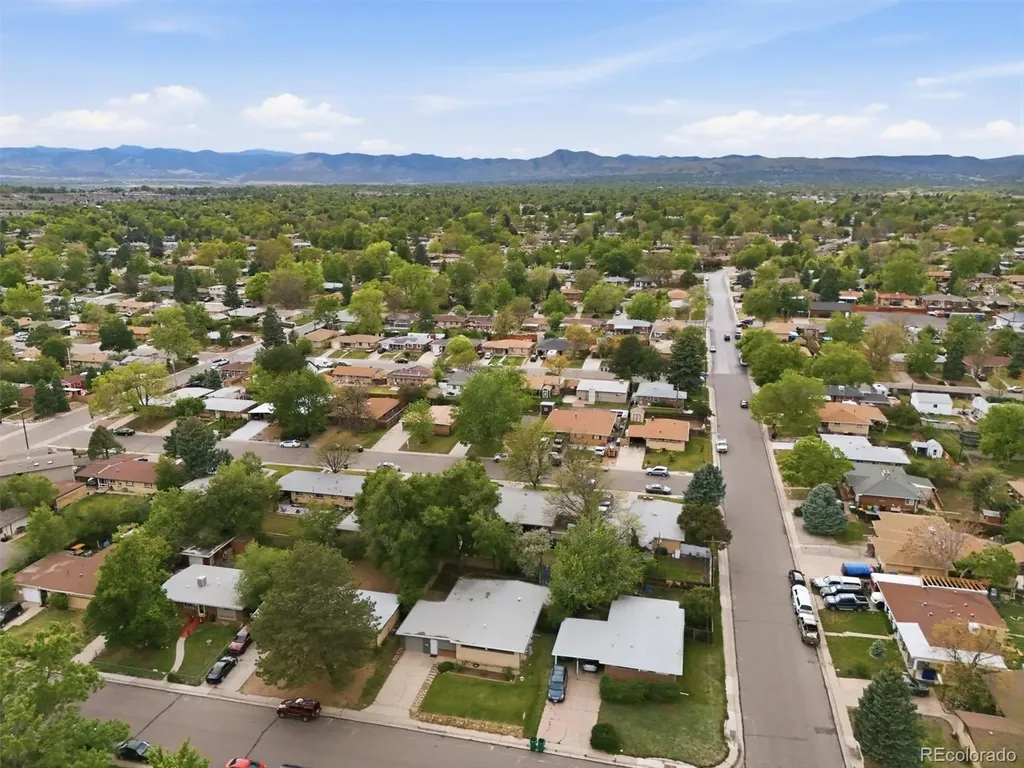 1317 S Chase Street Lakewood CO 80232