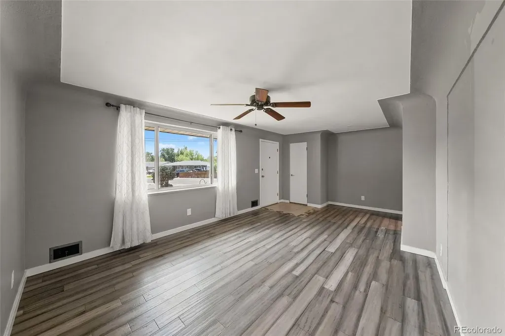 1699 S Zenobia Way Denver CO 80219