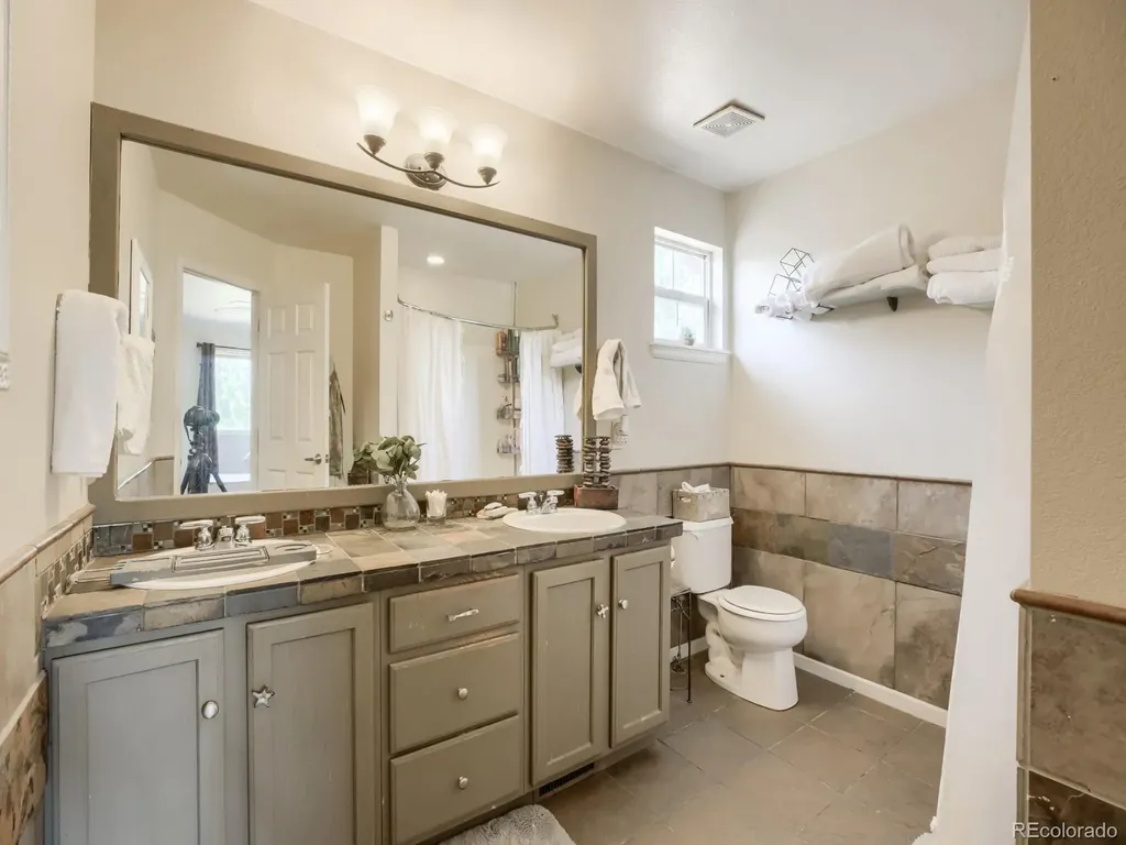 565 Arbor Drive Lafayette CO 80026