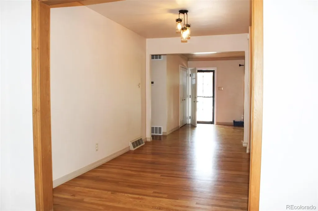 25 Fordham Circle Pueblo CO 81005