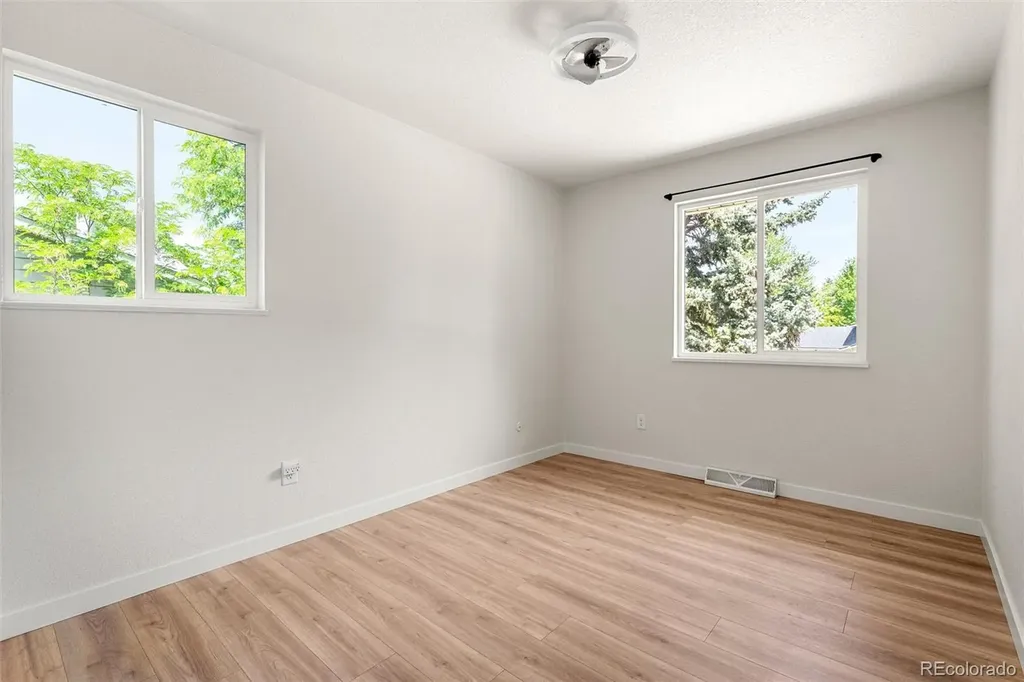 7683 S Vine Street Centennial CO 80122