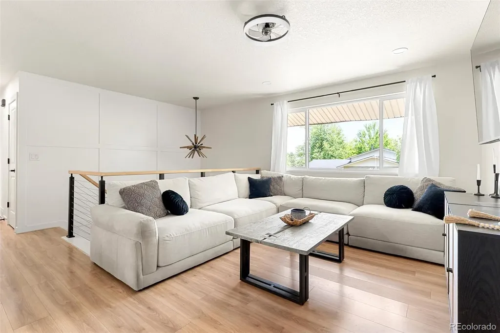 7683 S Vine Street Centennial CO 80122