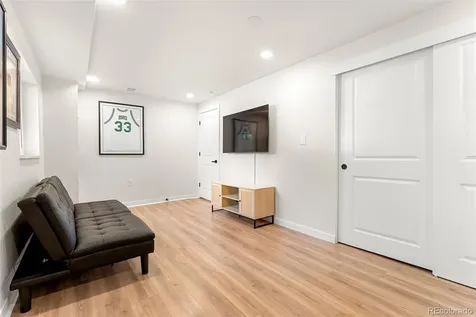 7683 S Vine Street Centennial CO 80122