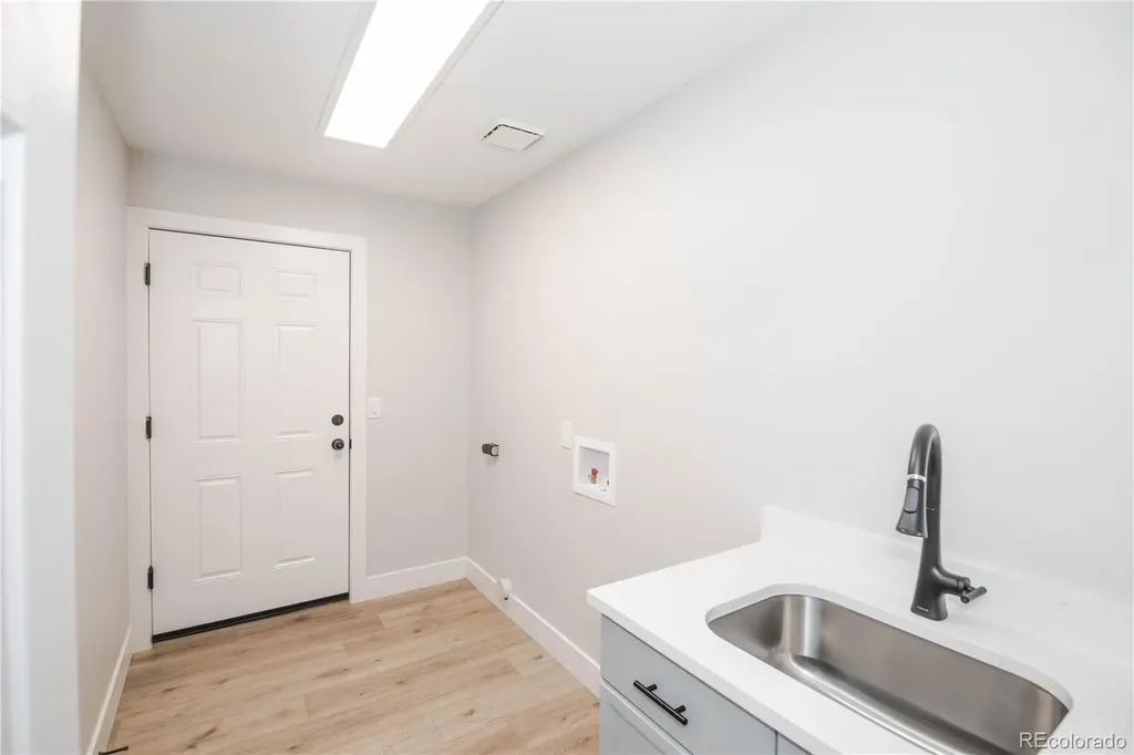 3036 White Oak Lane Littleton CO 80129