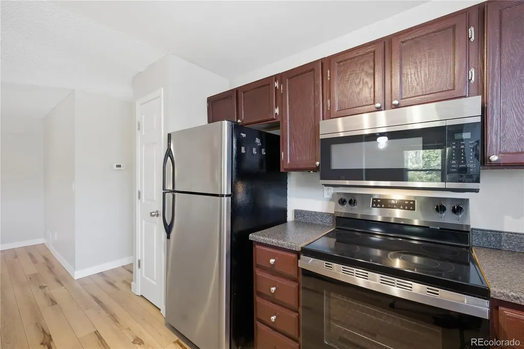 1811 S Fundy Way Aurora CO 80017
