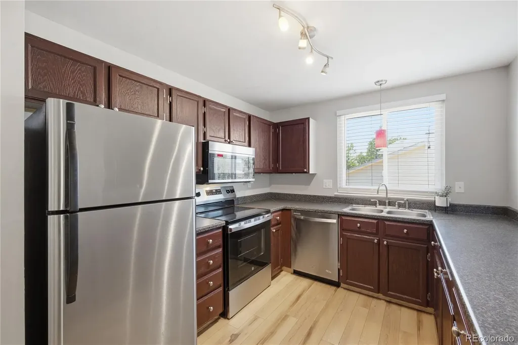 1811 S Fundy Way Aurora CO 80017