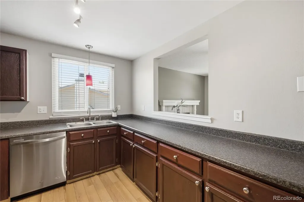 1811 S Fundy Way Aurora CO 80017