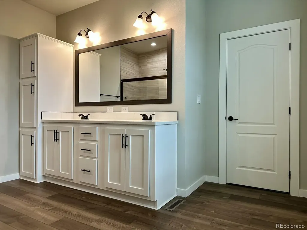 353 Steamboat Drive Gypsum CO 81637