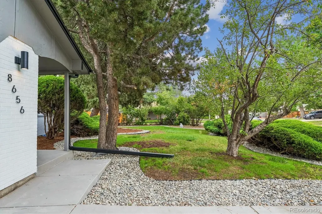 8656 W 84th Circle Arvada CO 80005