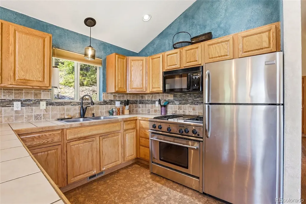 33888 Bardwell Road Pine CO 80470