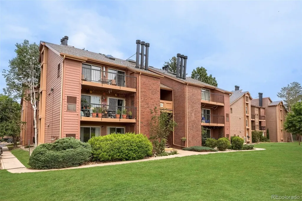 4899 S Dudley Street Littleton CO 80123