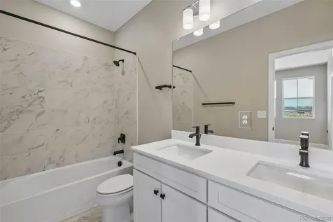 24406 E 35th Drive Aurora CO 80019