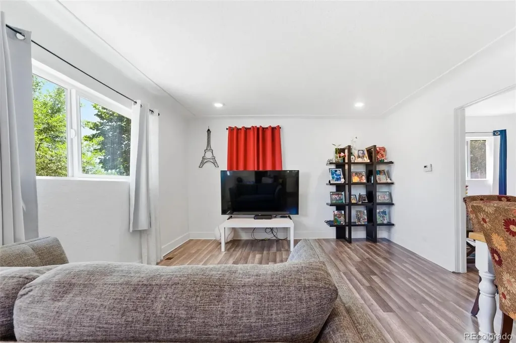 4401 W Mississippi Avenue Denver CO 80219