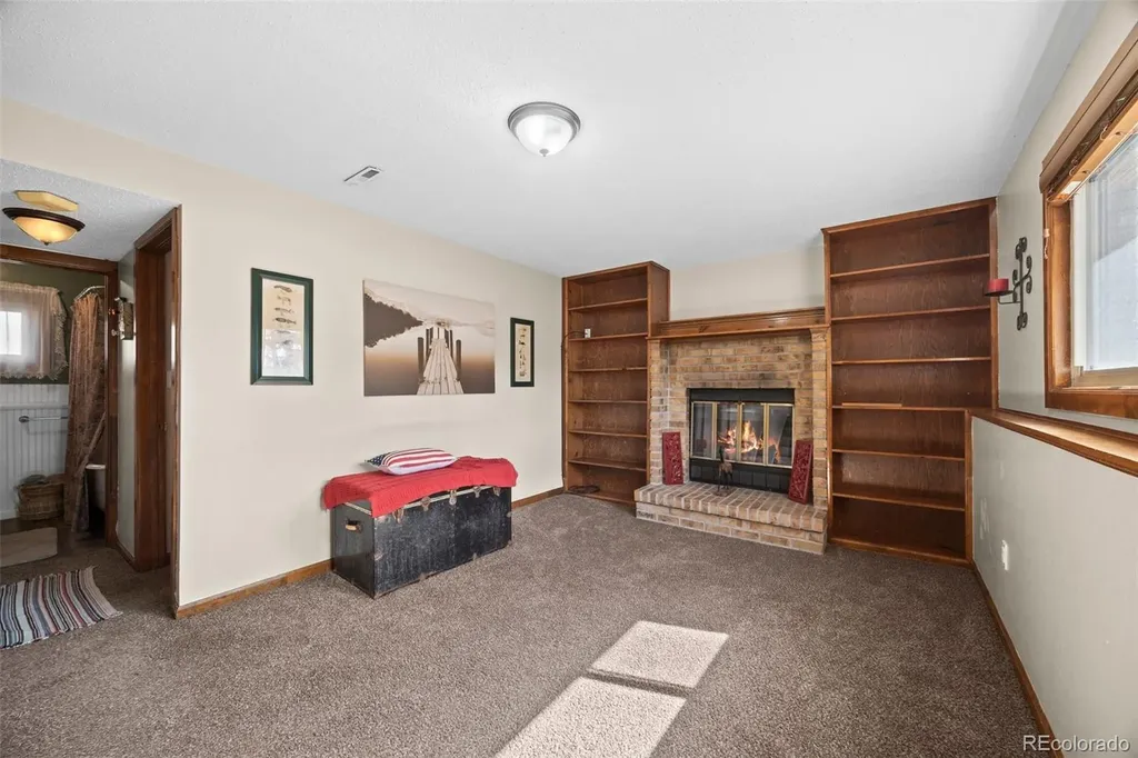 10429 Owens Circle Broomfield CO 80021