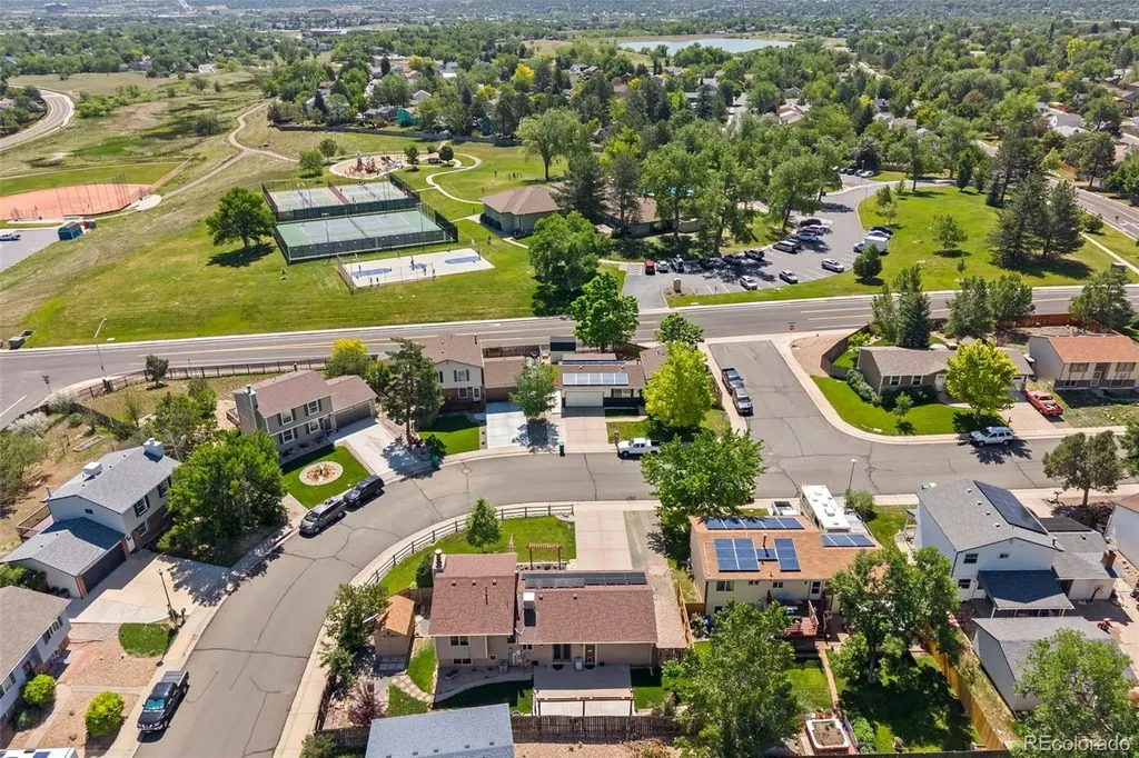 10429 Owens Circle Broomfield CO 80021