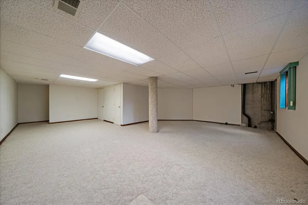 2618 Beech Circle Longmont CO 80503