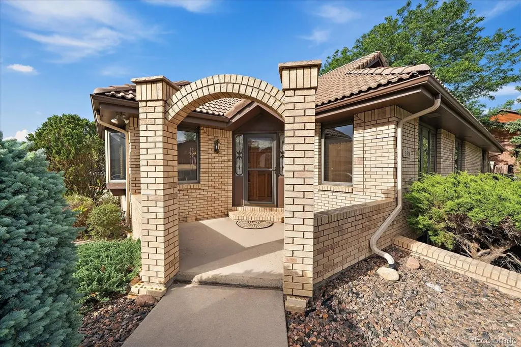 2618 Beech Circle Longmont CO 80503