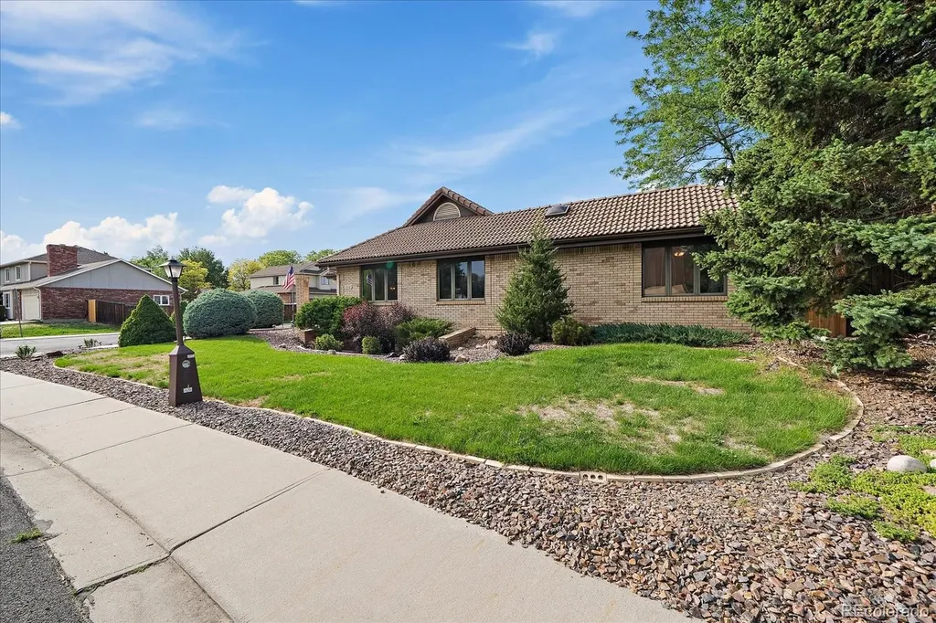2618 Beech Circle Longmont CO 80503