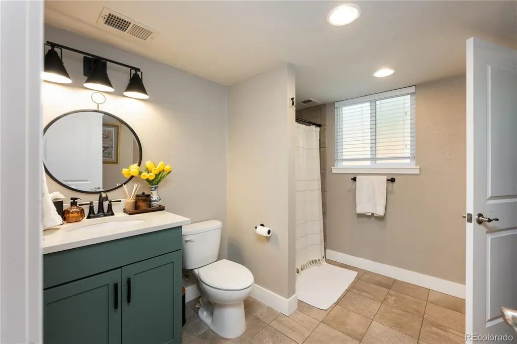 7355 S Elm Court Centennial CO 80122