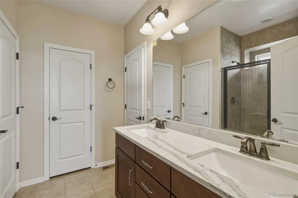 9828 Olathe Street Commerce City CO 80022