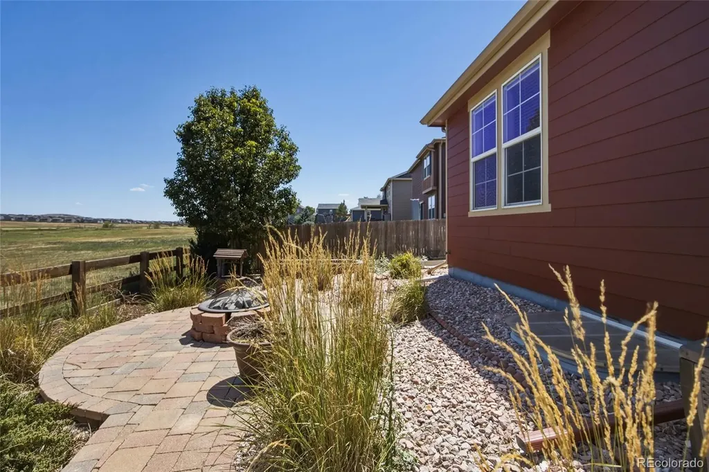 9828 Olathe Street Commerce City CO 80022