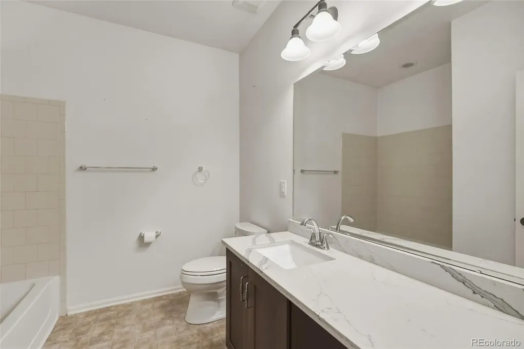 9828 Olathe Street Commerce City CO 80022