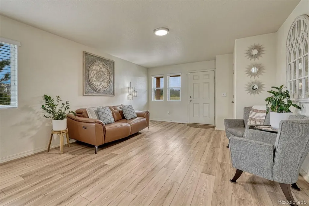 2404 Shady Aspen Drive Colorado Springs CO 80921